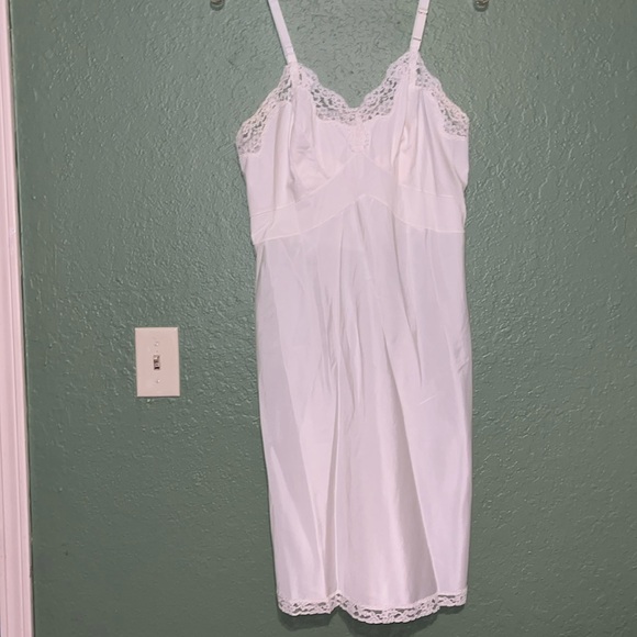Vintage lace slip dress - Picture 5 of 11